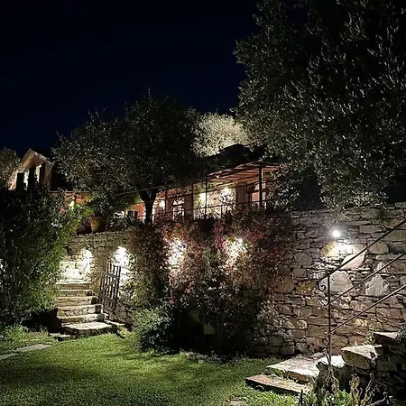 فيلة House Of Charme *